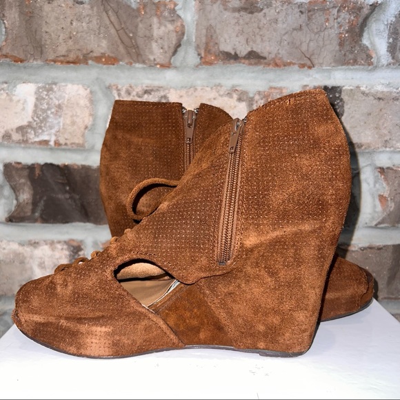 Suede Brown Heels - Picture 7 of 8